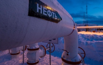 Казахстан приостановил транзит нефти через РФ из-за морозов