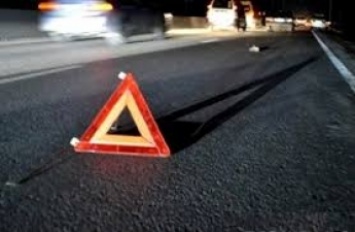 В Мелитополе ночью случилось серьезное ДТП с двумя пострадавшими (видео)