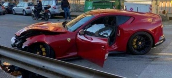 Работник автомойки разбил дорогое Ferrari 812 Superfast (фото)