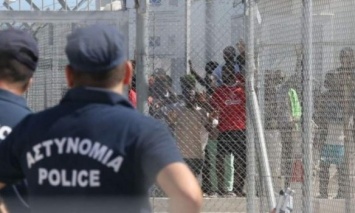 В лагере для беженцев на Кипре произошла крупная драка: Ранены 25 человек