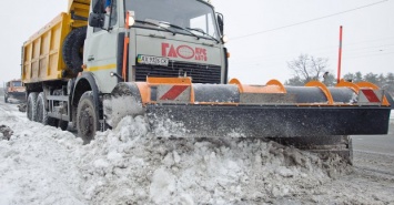 В Харькове на время снегопада запрещено движение фур