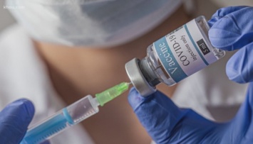 Украинские мигранты в Латвии смогут бесплатно вакцинироваться от коронавируса