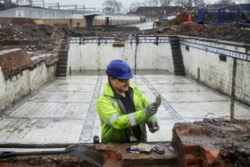 В Манчестере под парковкой раскопали викторианские бани