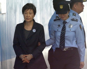 Суд утвердил 22-летнее тюремное заключение бывшему президенту Южной Кореи