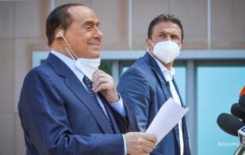 Берлускони экстренно госпитализировали в Монако