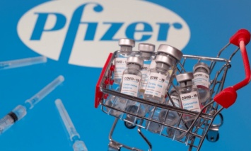 В ЕС просят повлиять на компании Pfizer-BioNTech из-за сокращения поставок Covid-вакцин в Европу