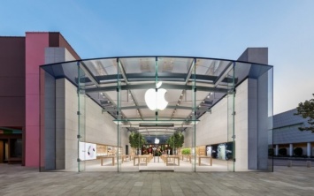 Apple закрыла еще несколько десятков Apple Store