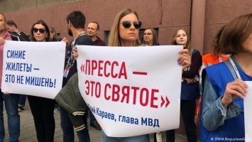 Громкие дела против журналистов в Беларуси. Кого и в чем обвиняют