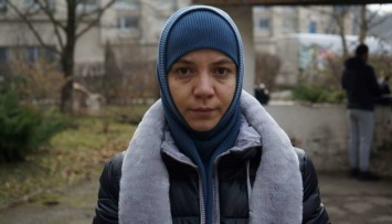 Полиция в Крыму пришла к жене политзаключенного из-за одиночного пикета