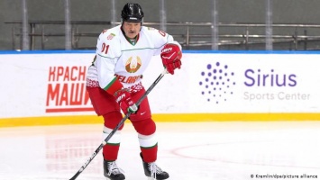 Беларусь лишили права провести ЧМ по хоккею. Что пишут немецкие СМИ