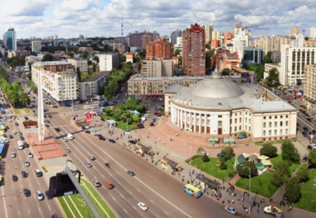 Велодорожки и островки безопасности: в Киеве проведут реконструкцию на площадях Амурской и Победы