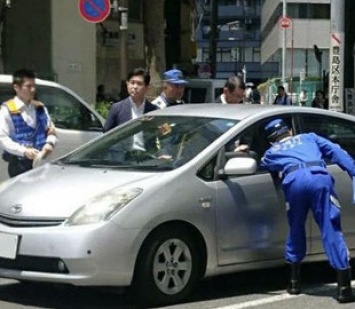 Японские автопроизводители стремятся угодить престарелым водителям, внедряя системы безопасности