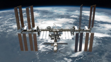Из-за переноса запуска корабля «Прогресс МС-16» российскому экипажу МКС пришлось просить еду у американских астронавтов