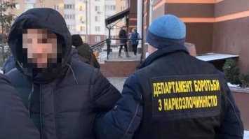 Столичные правоохранители задержали онлайн-продавца коронавирусных справок