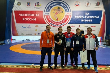 Крымчане выиграли еще две бронзовые медали чемпионата России по греко-римской борьбе