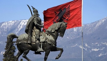 Албания выдворяет российского дипломата за нарушение карантина