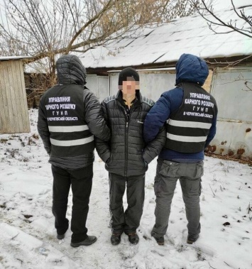 Более 12 нападений на людей: в Харьковской области силовики задержали серийного грабителя