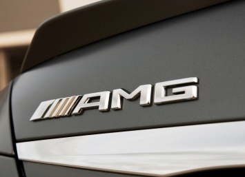 Mercedes-AMG S63e с гибридной силовой установкой замечен на зимних тестах