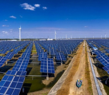 Китай удвоил темпы запуска новых электростанций на возобновляемых источниках в 2020 году