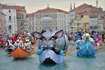 Венецианский карнавал впервые проведут в формате онлайн
