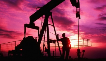 Нефть дешевеет из-за локдаунов и ослабления спроса