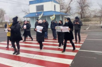 В Украине возобновились тарифные протесты, демонстранты перекрывают трассы