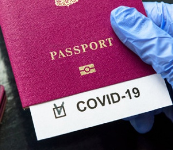 В США продолжается разработка цифровых паспортов вакцинации от коронавируса