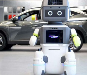 Продвинутый робот-консультант получил работу в автосалоне Hyundai