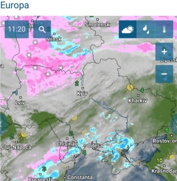 На Украину надвигается новый циклон, который накроет страну дождями и снегопадами. Карта