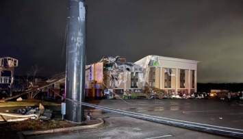 В США из-за торнадо погиб человек, десятки травмированных
