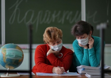 За парты вернулись не все: в Запорожье и области 22 школы работают в смешанном режиме