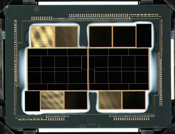 Intel показала монструозный графический процессор Xe-HPC - более десятка чипов в одной упаковке