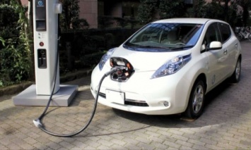 Правительство США планирует перейти на использование электромобилей