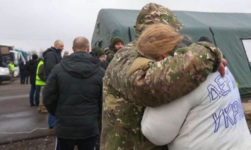 Тем, что власть Зеленского мешает Медведчуку освобождать пленных, возмущены даже в Малайзии