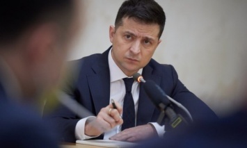 Зеленский отозвал законопроект, лишающий судей КСУ полномочий