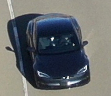 Новая Tesla Model S выехала на дорогу: чем удивит лучший электромобиль компании