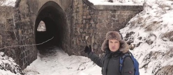 Путешественники показали тоннель в человеческий рост под Мелитополем