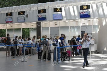 Москвич стал лучшим «Тайным пассажиром» аэропорта Симферополь написав 18 отзывов за год