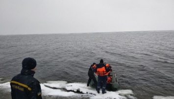Рыбалку с Кировоградщины унесло на льдине в другую область
