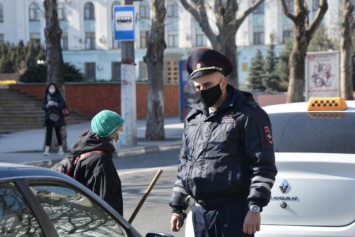 Крымчанам напомнили об ответственности за нарушения закона при организации и проведении массовых акций