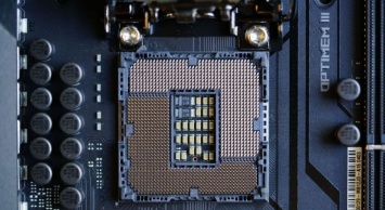 AMD пришлось уступить Intel в настольном и мобильном сегментах процессорного рынка