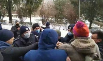 Запорожская полиция "взялась" за антипрививочников