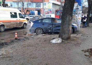 В Одессе пьяный водитель устроил ДТП и сбил двоих детей: пострадавших увезли в больницу
