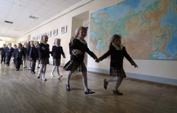 Школы Сибири и Дальнего Востока получили угрозы минирования
