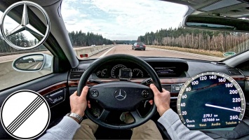 Видео: 15-летний Mercedes S-Class разогнался до максимальной скорости на автобане