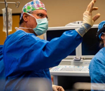 В Киеве впервые провели хирургическую операцию с применением технологии смешанной реальности