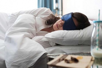 Недосып дает "эффект сотрясение мозга", - врачи