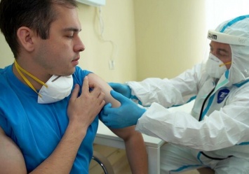 Ждут вакцину: в Харькове создали 34 пункта вакцинации от коронавируса