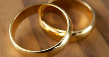 В Мариуполе 10 пар поженятся в День святого Валентина