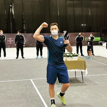 Украинец Илья Марченко разгромил бывшую первую ракетку мирового тенниса Энди Маррея в финале турнира в Италии